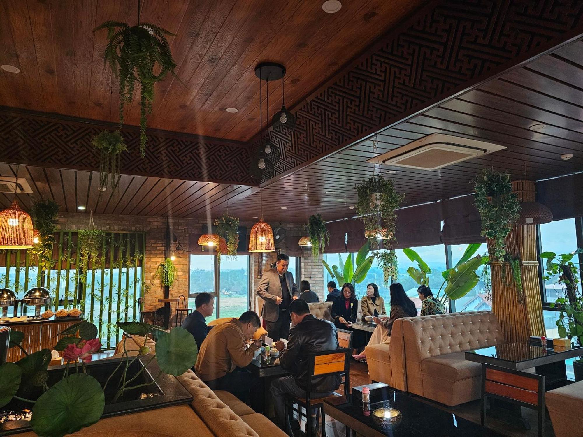 Kawasaki Noi Bai Hotel Eksteriør billede