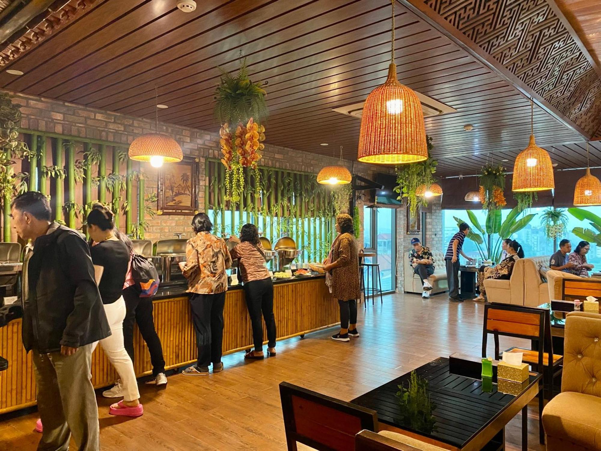 Kawasaki Noi Bai Hotel Eksteriør billede