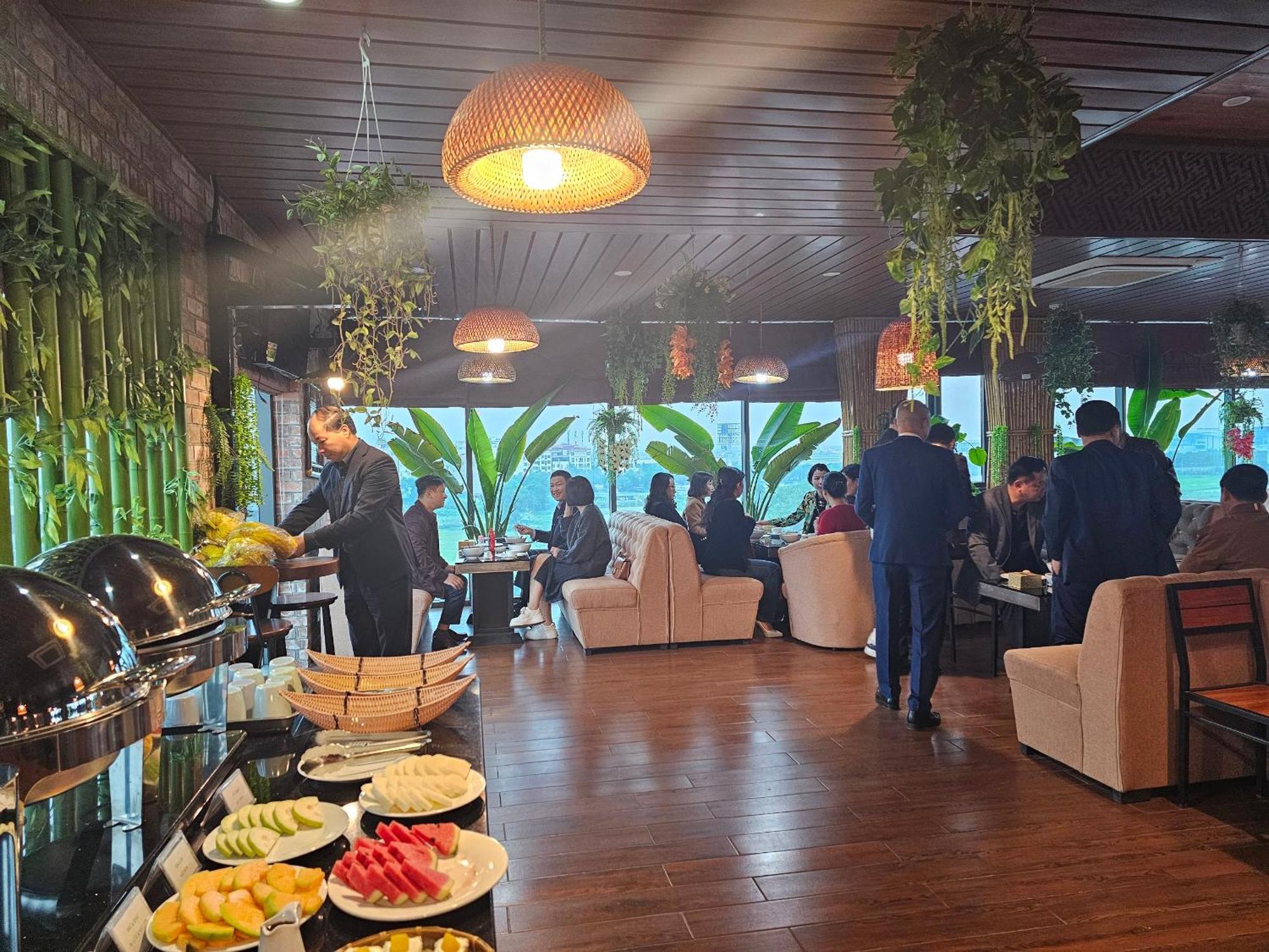 Kawasaki Noi Bai Hotel Eksteriør billede